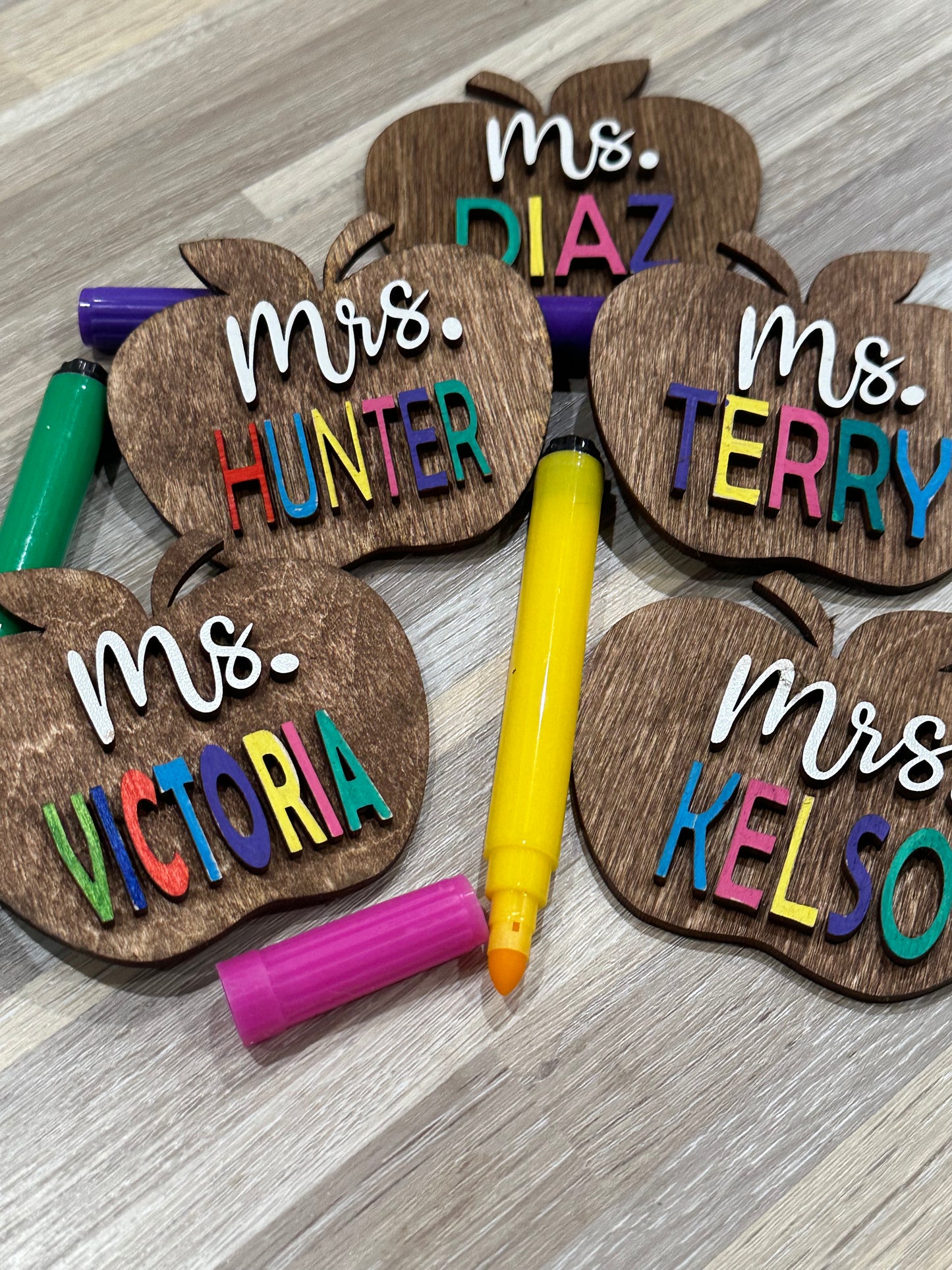 Teacher Apple Magnets | WS