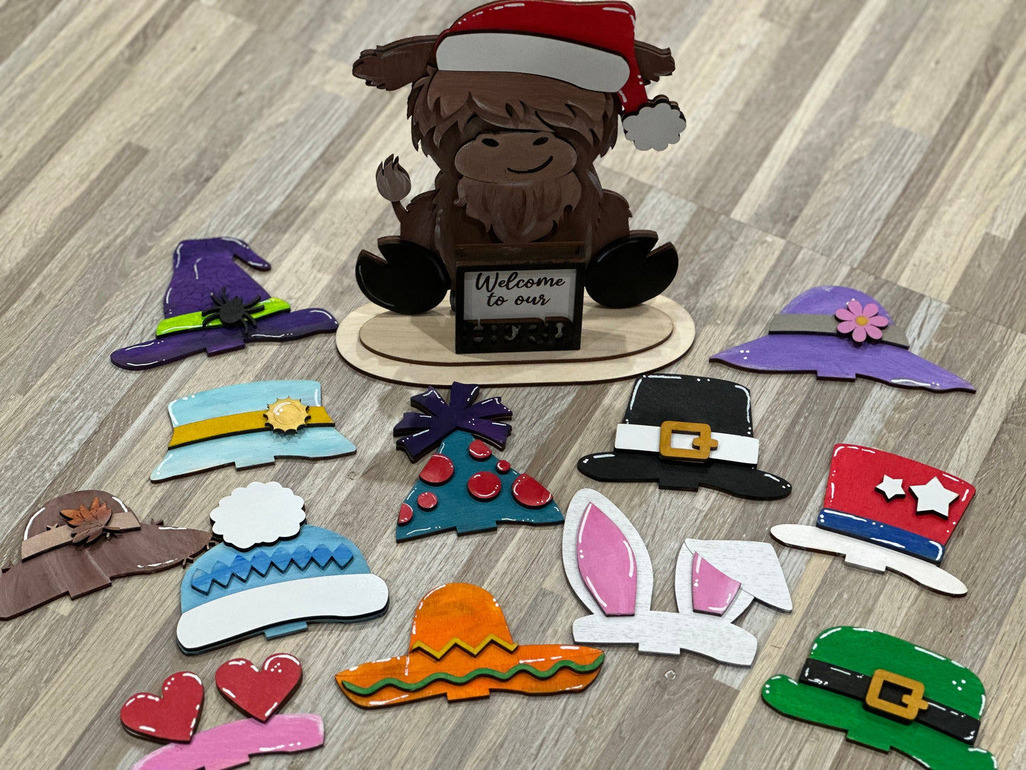 Highland Cow Interchange, DIY or Finished Highland Cow, Seasonal Cow Decor, Interchangeable Shelf Sitter, Highland Cow Shelf Decoration