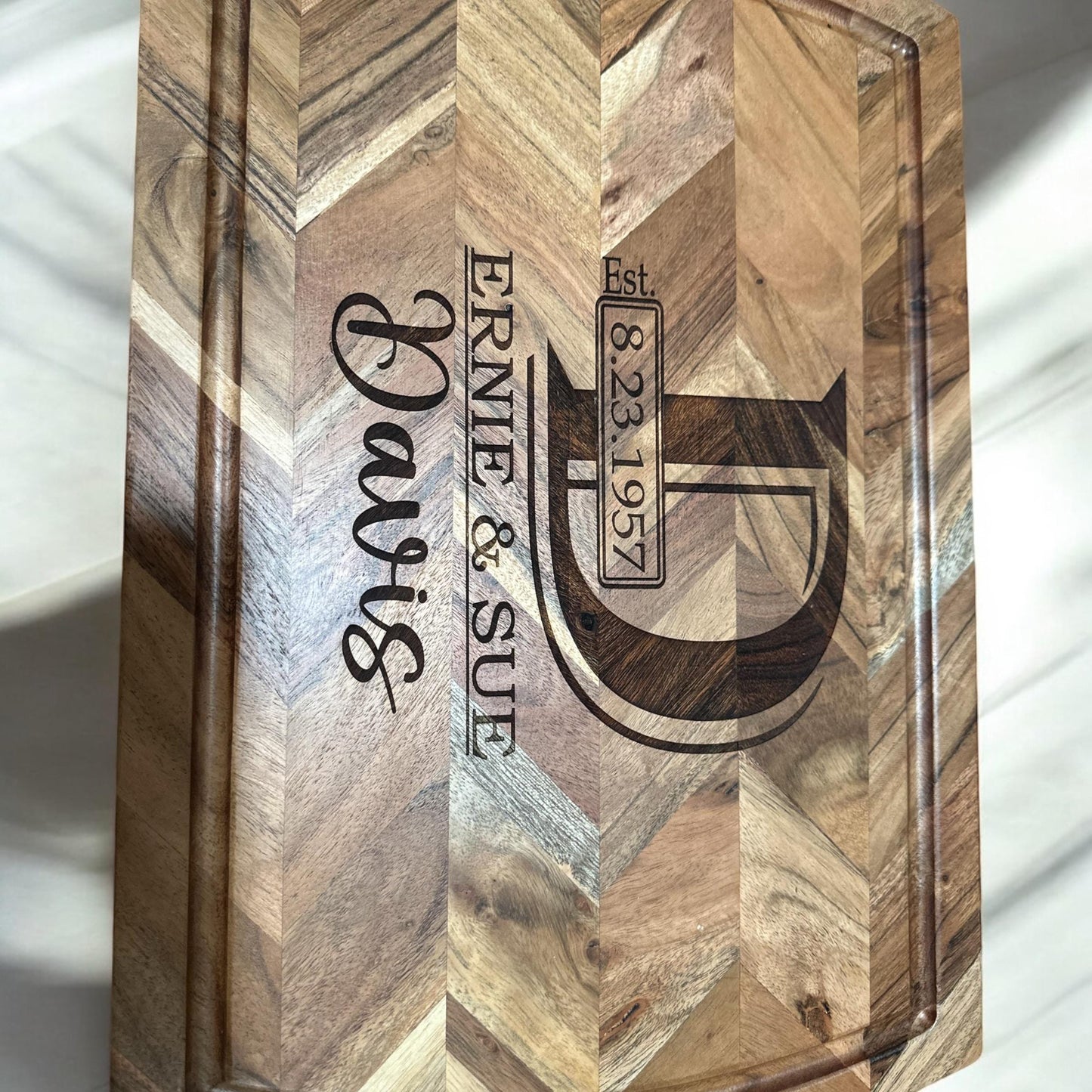 Personalized Cutting Board, Customized, Wedding Gift, House Warming Gift, Christmas Gift, Anniversary, Wooden Cutting Board, Decor