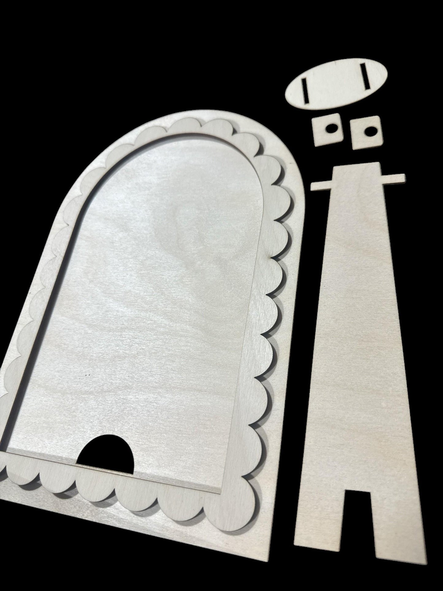 DIY Scalloped Arch Sign Frame: Interchangeable Home Decor