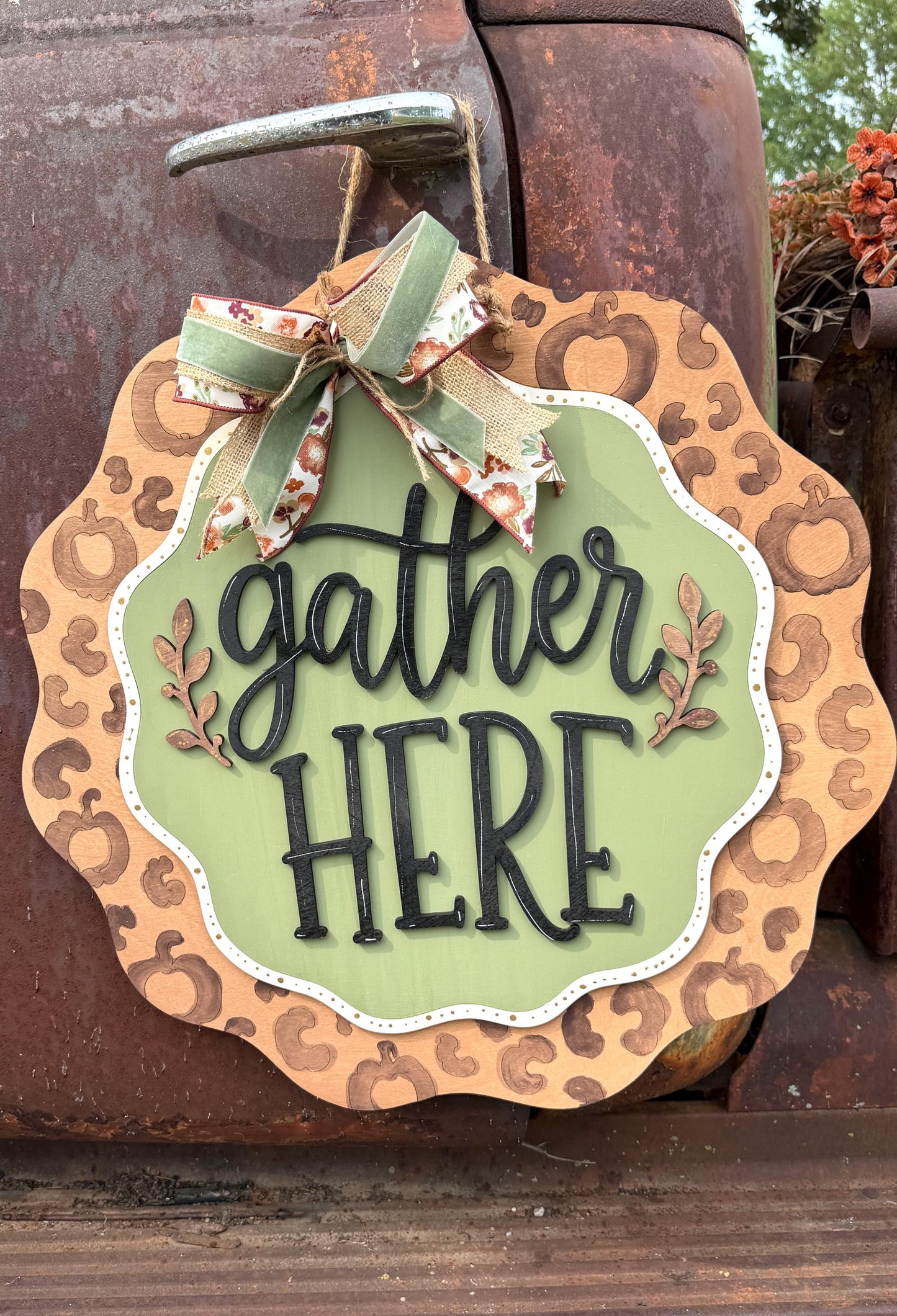 DIY Gather Here Leopard Pumpkin Scalloped Door Hanger