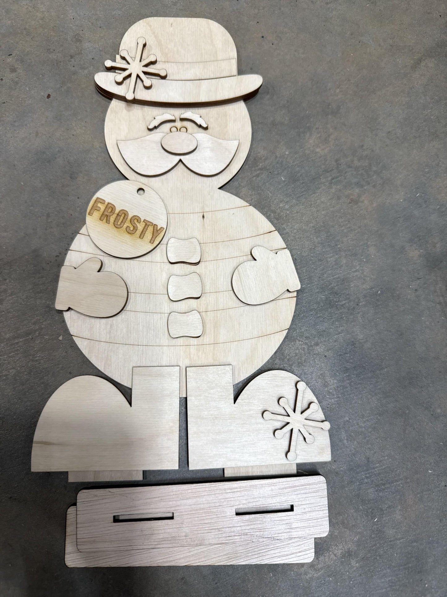 DIY Sir Winston, Christmas Friends Shelf Sitter