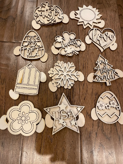 Gnome Interchangeable paint kit/ DIY KIT Door hanger /Gnome Seasons / DIY Paint