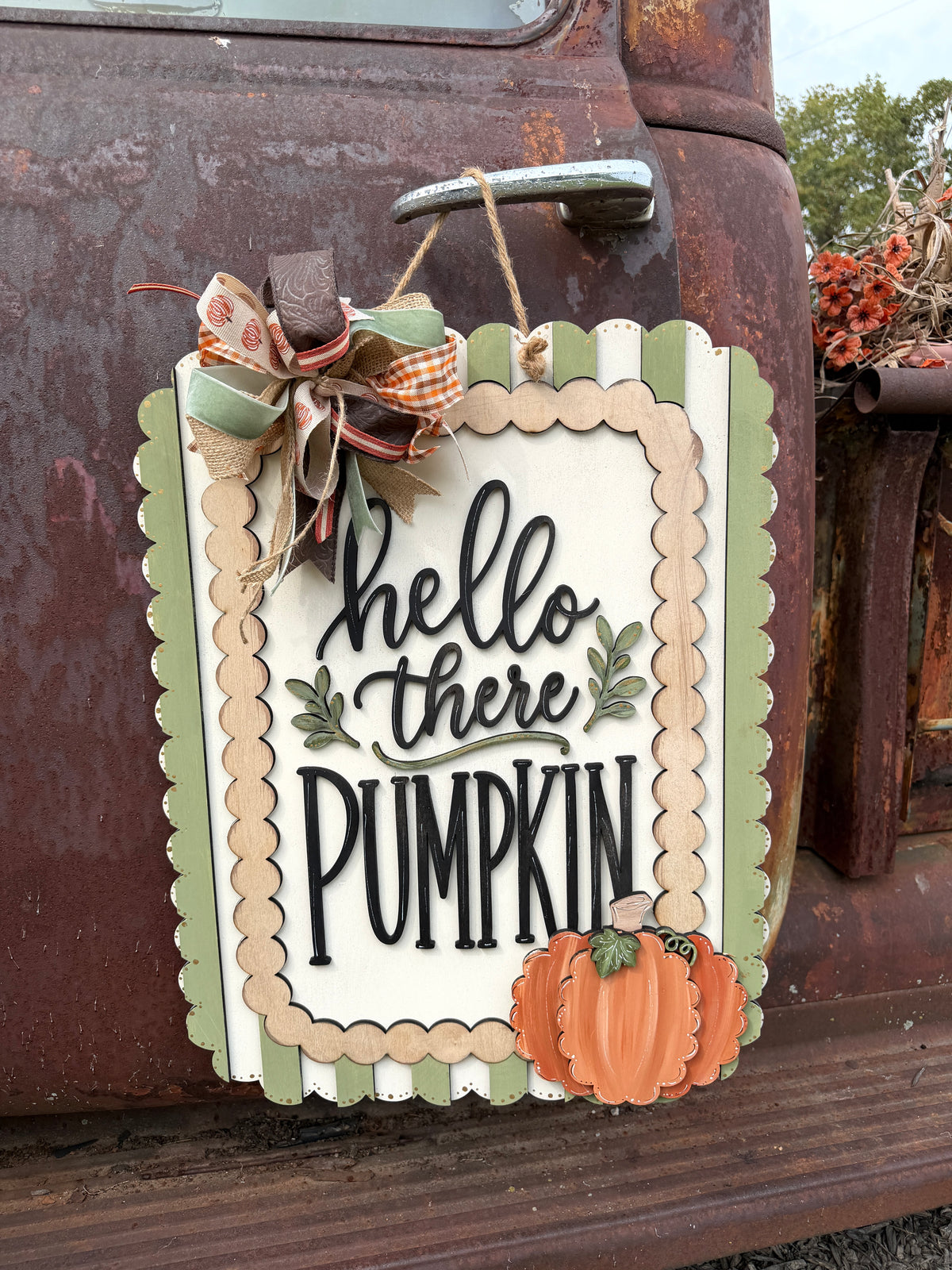 DIY Hello There Pumpkin with Scallop