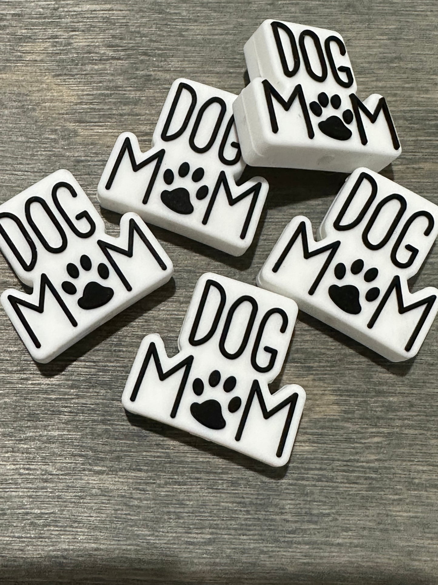 Dog Mom focal / Silicone Beads/ Dog Mom /Silicone Beads/ Loose Beads, Jewelry Making, DIY Keychain Beaded /focal
