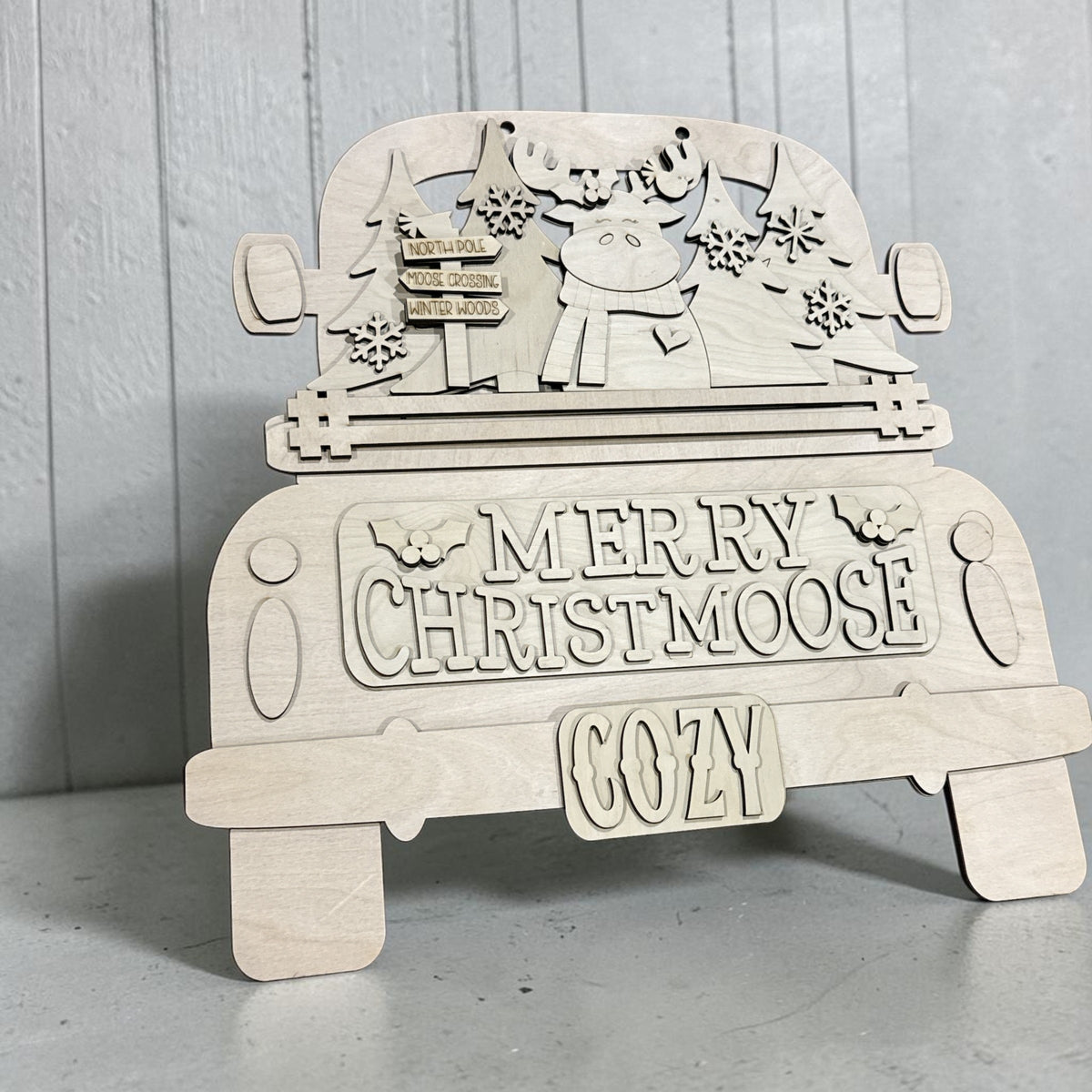 DIY 18" or 22" Merry Moosemas Truck Door Hanger