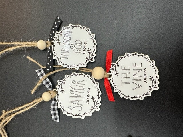 25 Names of Jesus Ornaments, Finished Christmas Ornaments, King of Kings Decor, Spiritual Ornaments, Jesus Ornaments for Christmas, Faith