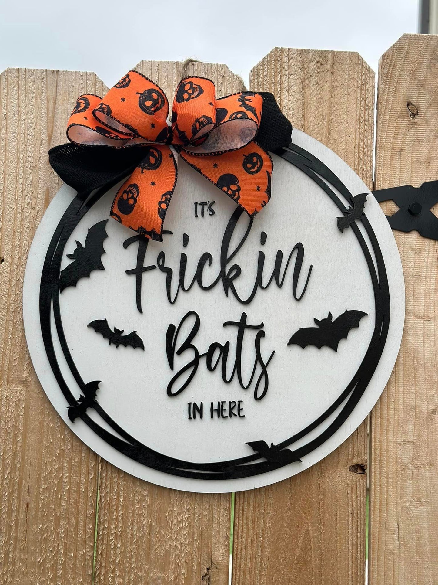 It's Frickin Bats Door Hanger, Halloween Door Hanger, Door Decoration, Seasonal Door Hanger, Bats Decor Sign, DIY Paint Set, Craft, Decor