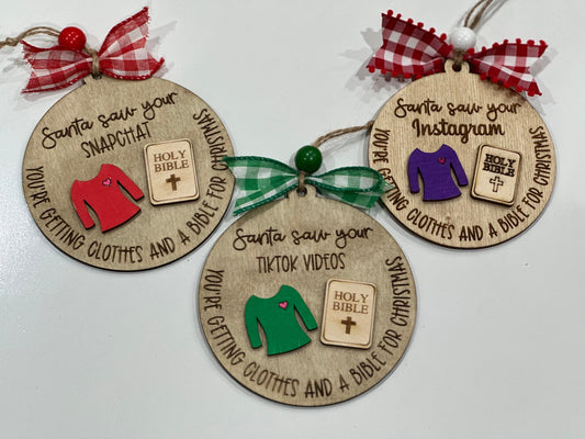 Santa saw your snap chat, Santa Saw your TikTok, Funny Ornament, Gift Exchange Ornament, Christmas Ornament, Fun Ornaments