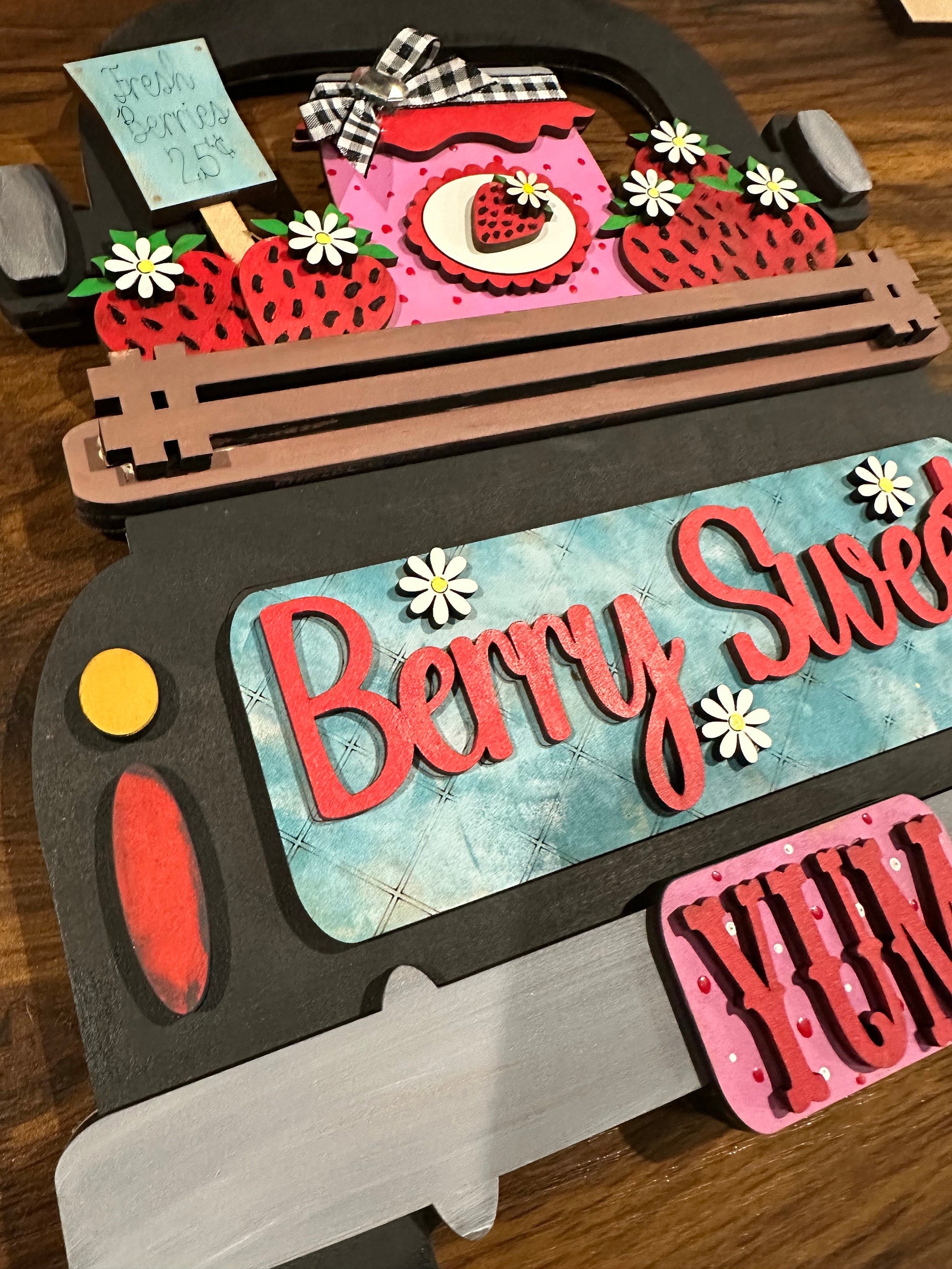 Berry Sweet Interchangeable Farmhouse Truck Insert, Seasonal Truck, Truck Kit, Interchangeable DIY Kit, Unfinished KIT, Strawberry, Craft