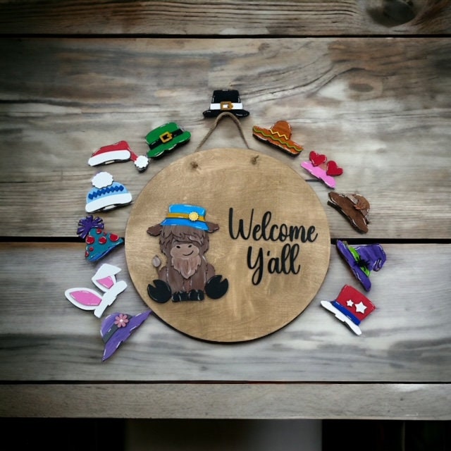 Welcome Yall Highland Cow /18 in round sign/home Decor/Interchangeable Highland Cow Interchangeable Sign/Interchangeable/All seasons sign