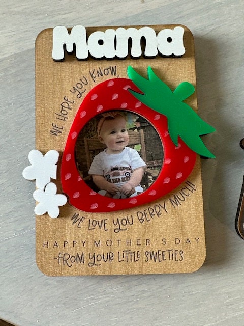 Mother's Day Gift, Strawberry Magnet Photo Frame, Love You Berry Much, You Are The Berry Best, Fridge Frame, Gift for Mom, Lolli, Nana