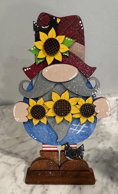 Sunflower Gnome Shelf Sitter, Fall Gnome Decor, Gnome Holiday Shelf Sitter, Sunflower Gnome Decoration, Perfect for Gift Giving, Gnome Decor