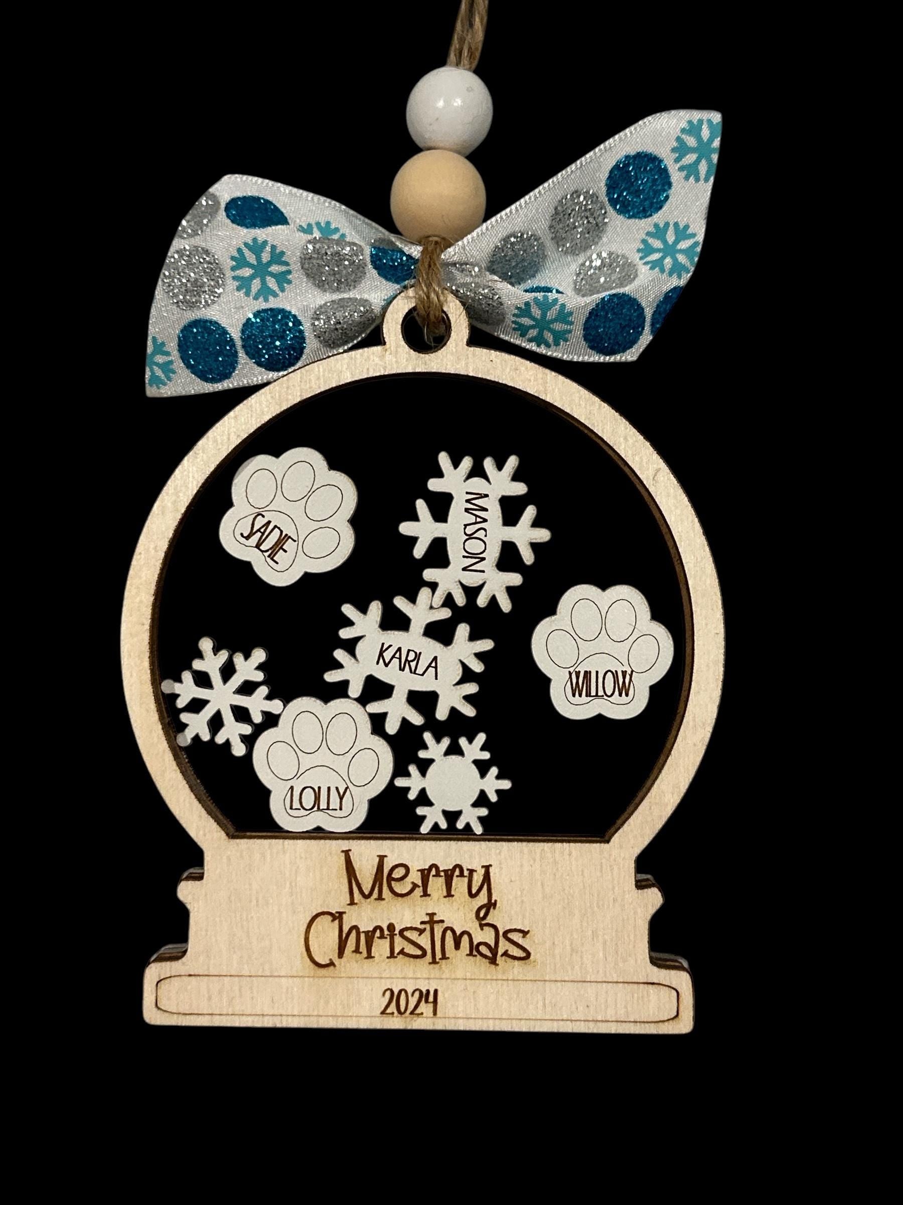 Family Snow globe Personalized, Christmas Snow Globe Ornament, Snowflakes Personalized, Snow globe, Snow Globe Ornament, Paws Snow Globe