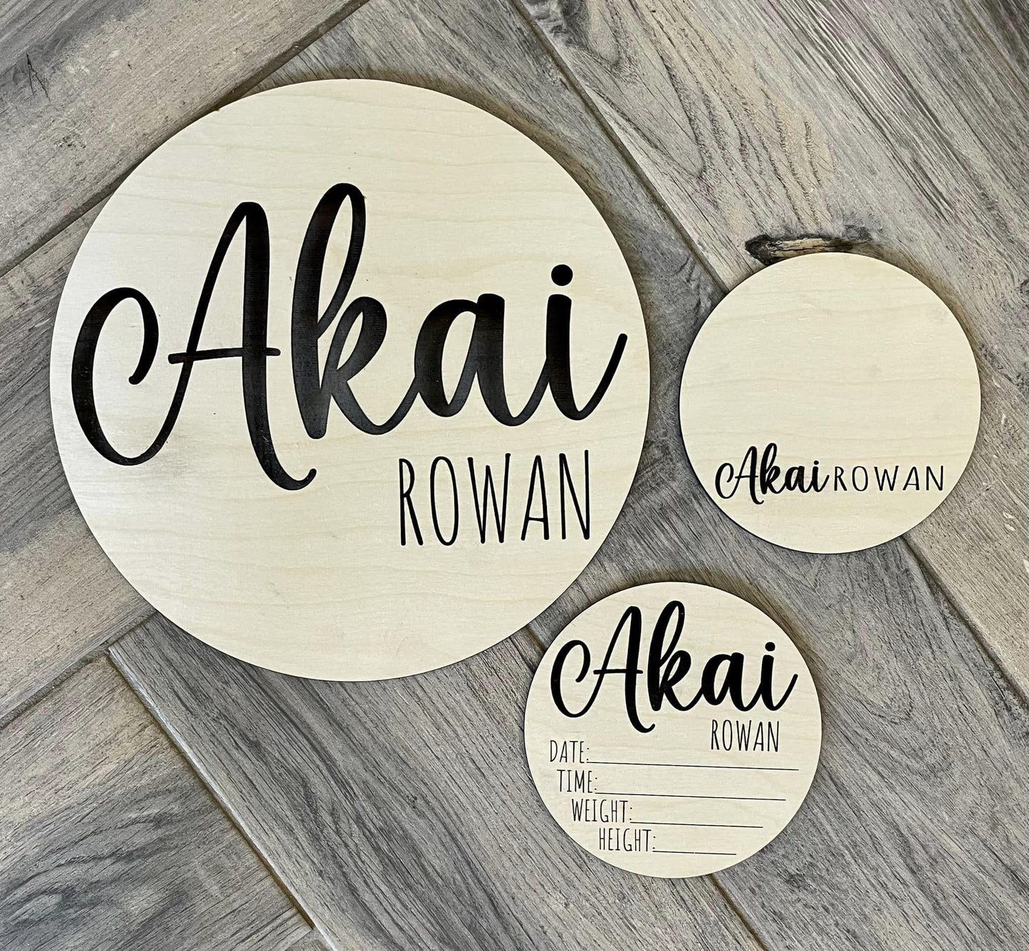 Baby Announcement, Baby Name Sign, Photo Tags, Baby name and Announcement, Footprint Sign, Custom, Gift, Baby Shower, Baby Room