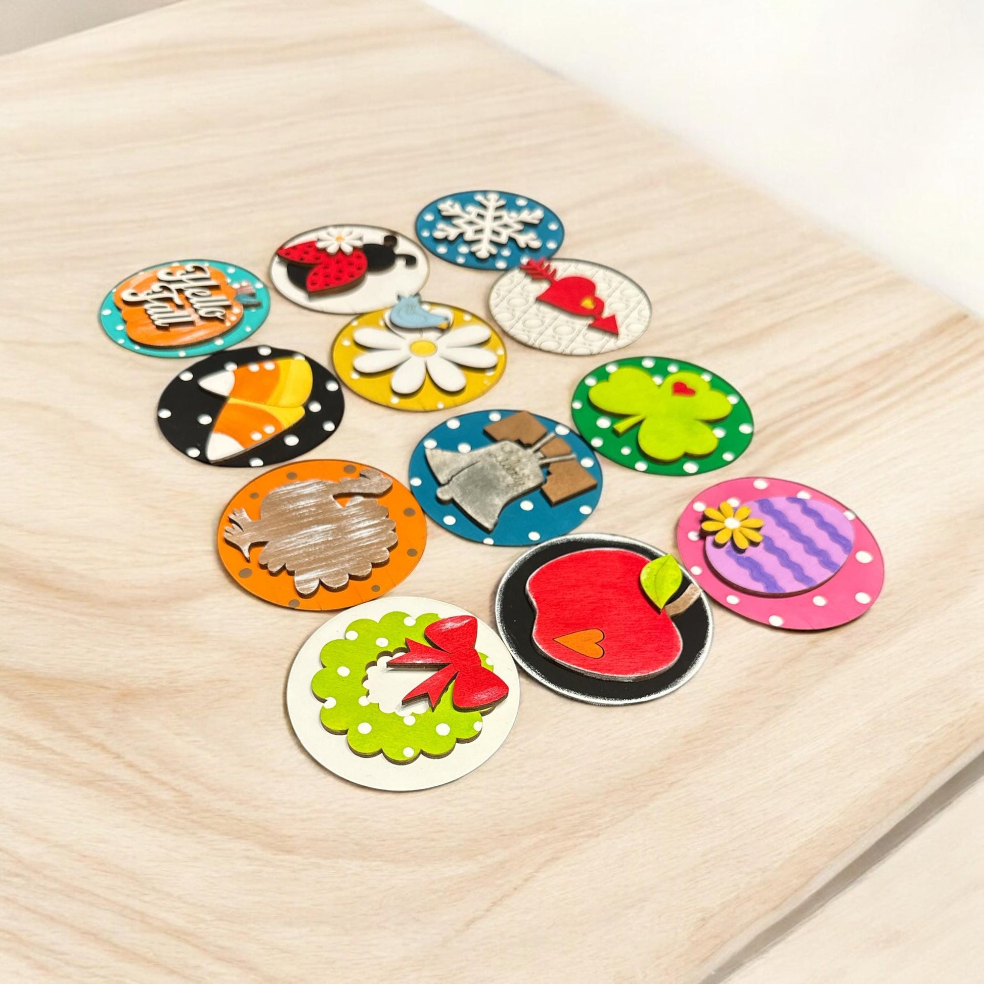 Bundle 1 of 3" or 6" Seasonal Interchangeable Sign Rounds, Hand-Painted MDF Decor, Hand Painted Seasonal Inserts, Interchange Seasons
