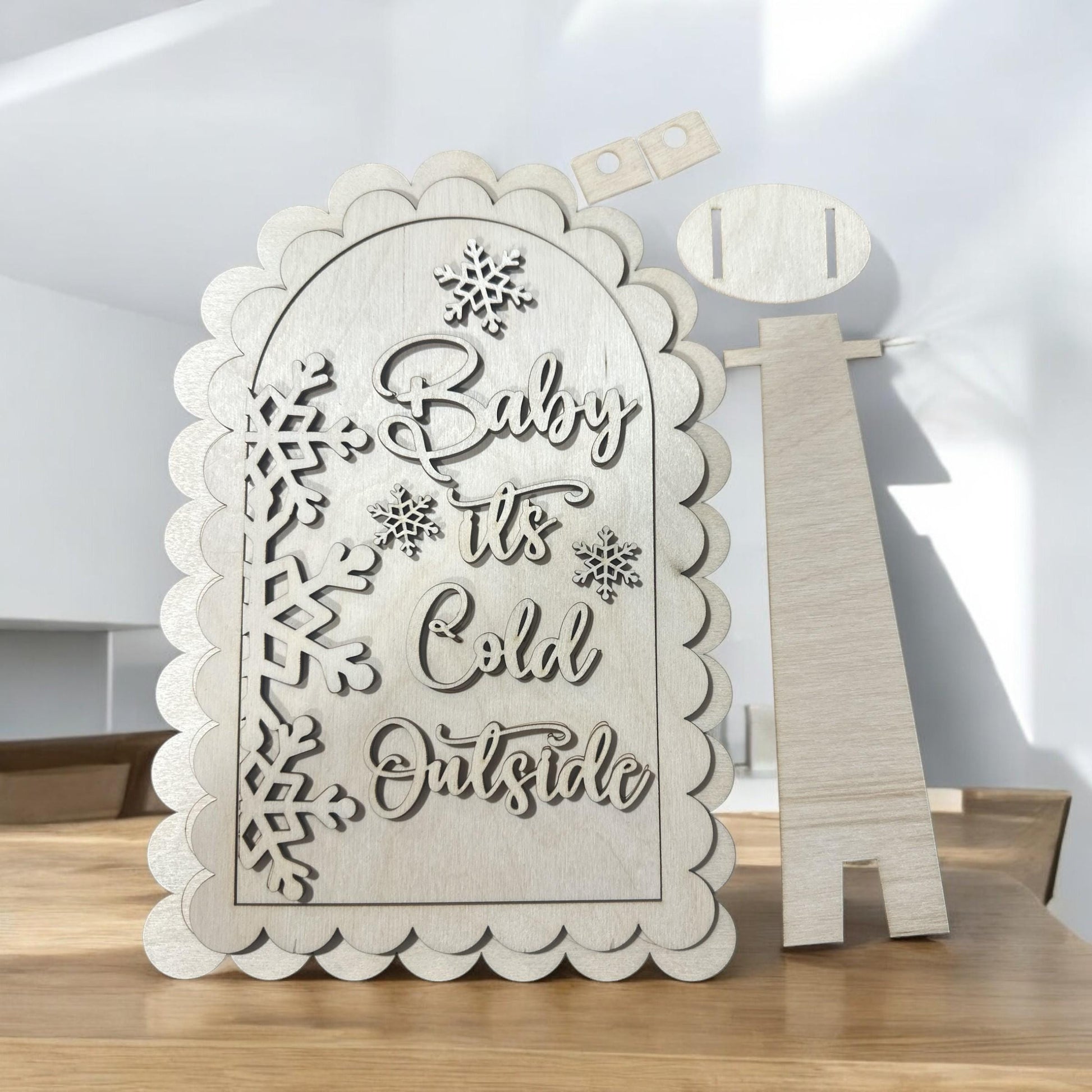 DIY Scalloped Arch Sign Frame: Interchangeable Home Decor