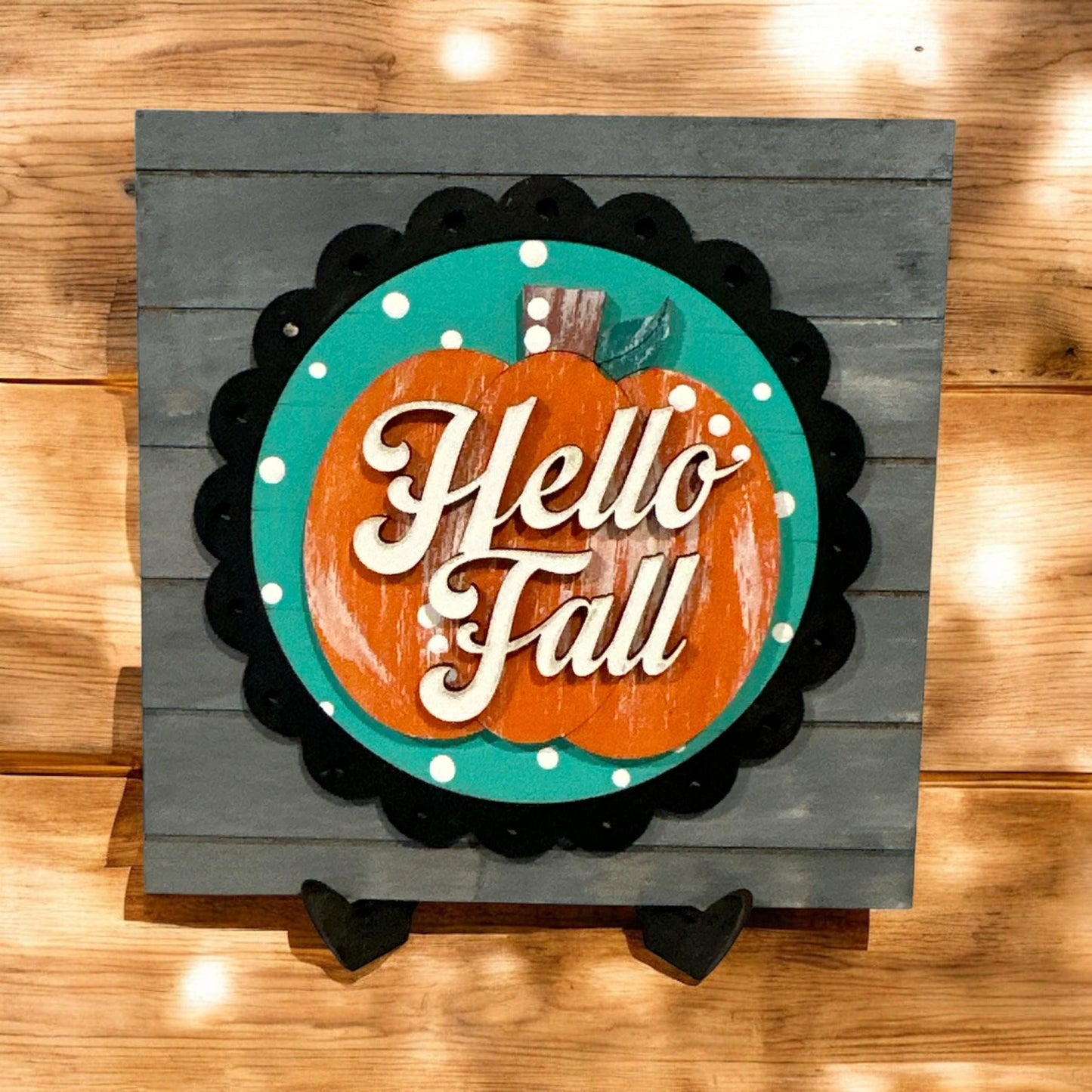 Farmhouse Shiplap Mini Sign: Interchangeable Seasonal Decor