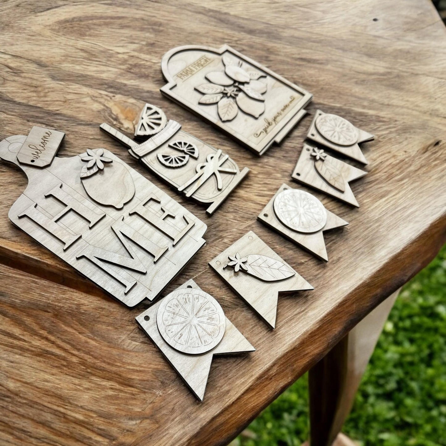DIY Lemonade Bench Insert: Interchangeable Wooden Tiered Tray Display, Home Lemonade Sign, Lemon inserts