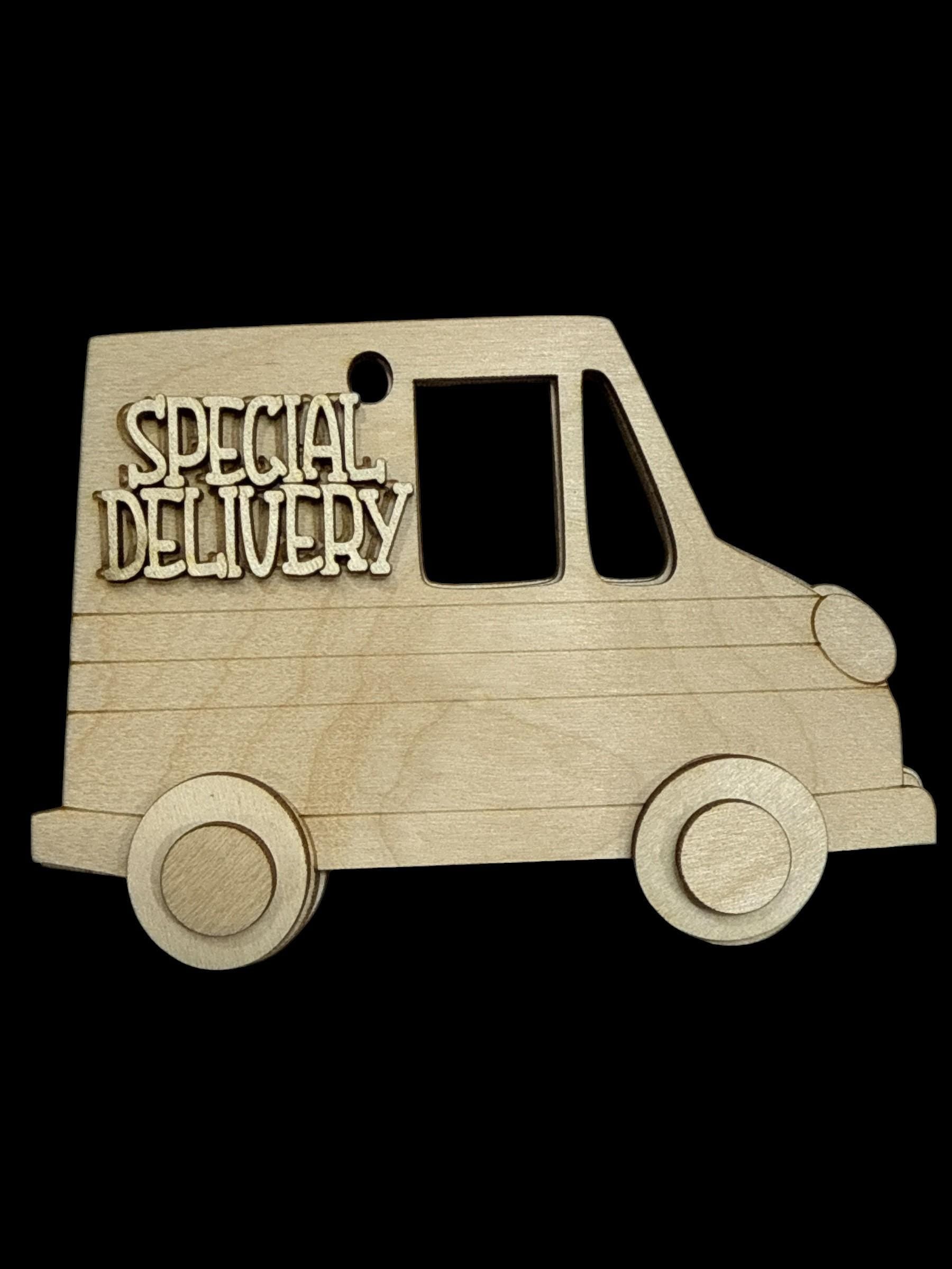 DIY Special Delivery Gift Card Holder Ornament: Truck Design