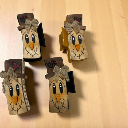 4" Scarecrow Hair Claw Clip: Wooden Fall Accessory, Hand-painted claw clip, Fall Season Scarecrow Claw Clip, Adorable Scarecrow