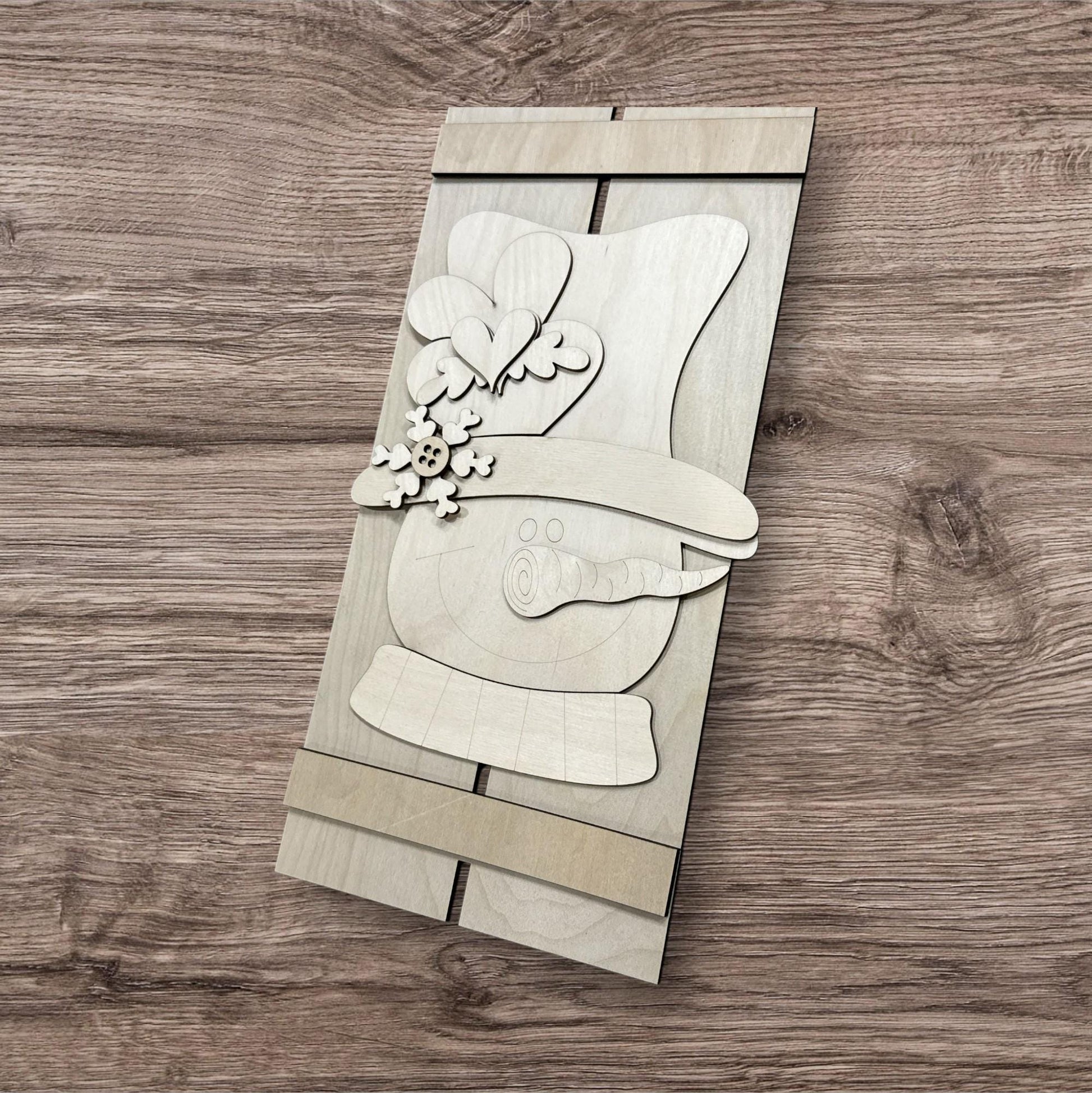DIY Snowman Love Valentine: Pallet Door Hanger
