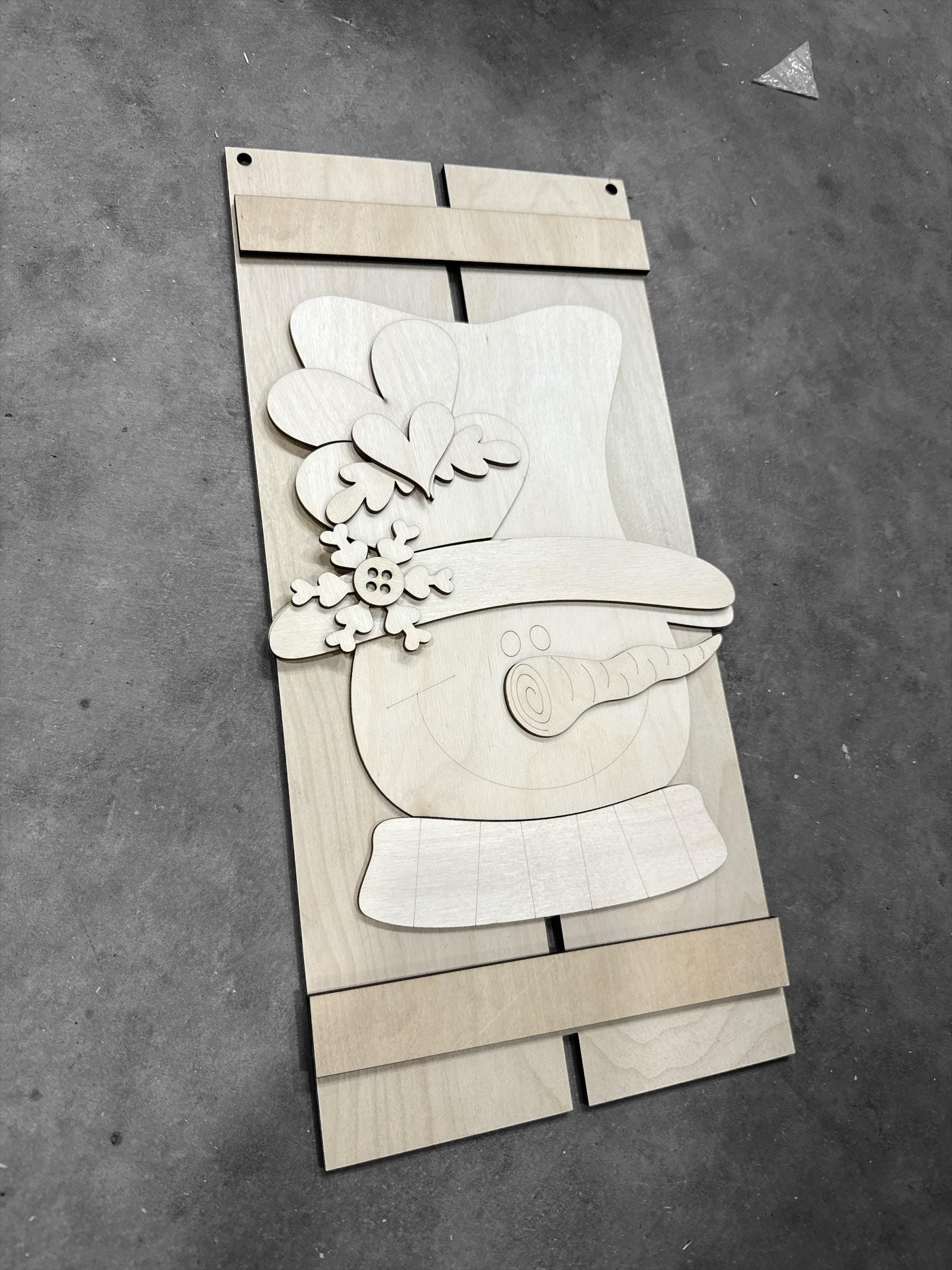 DIY Snowman Love Valentine: Pallet Door Hanger
