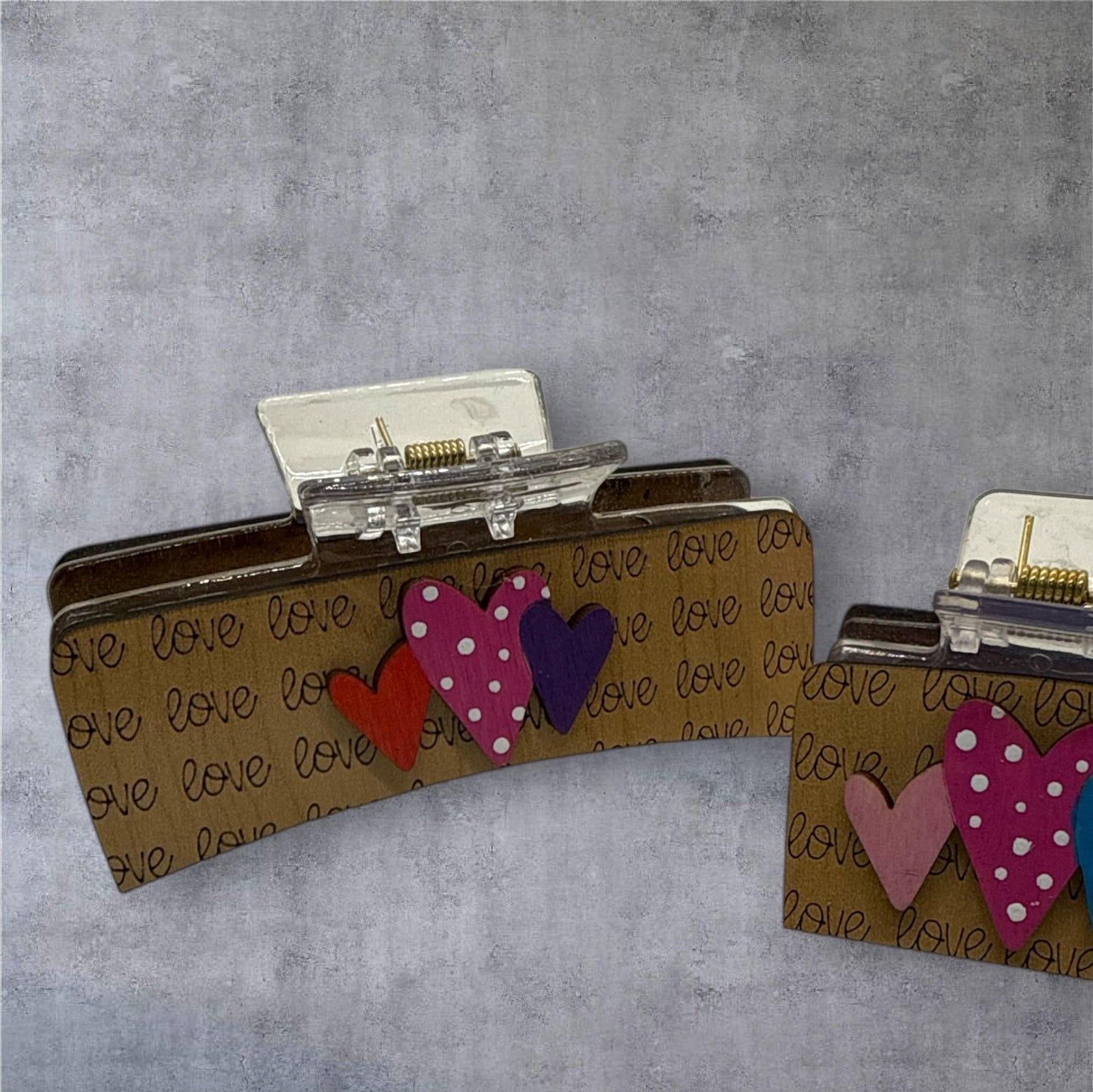Hearts Love Valentine, Handpainted Wooden Claw clip, 2" and 4", Valentine Lovers, Hearts for love, Valentine