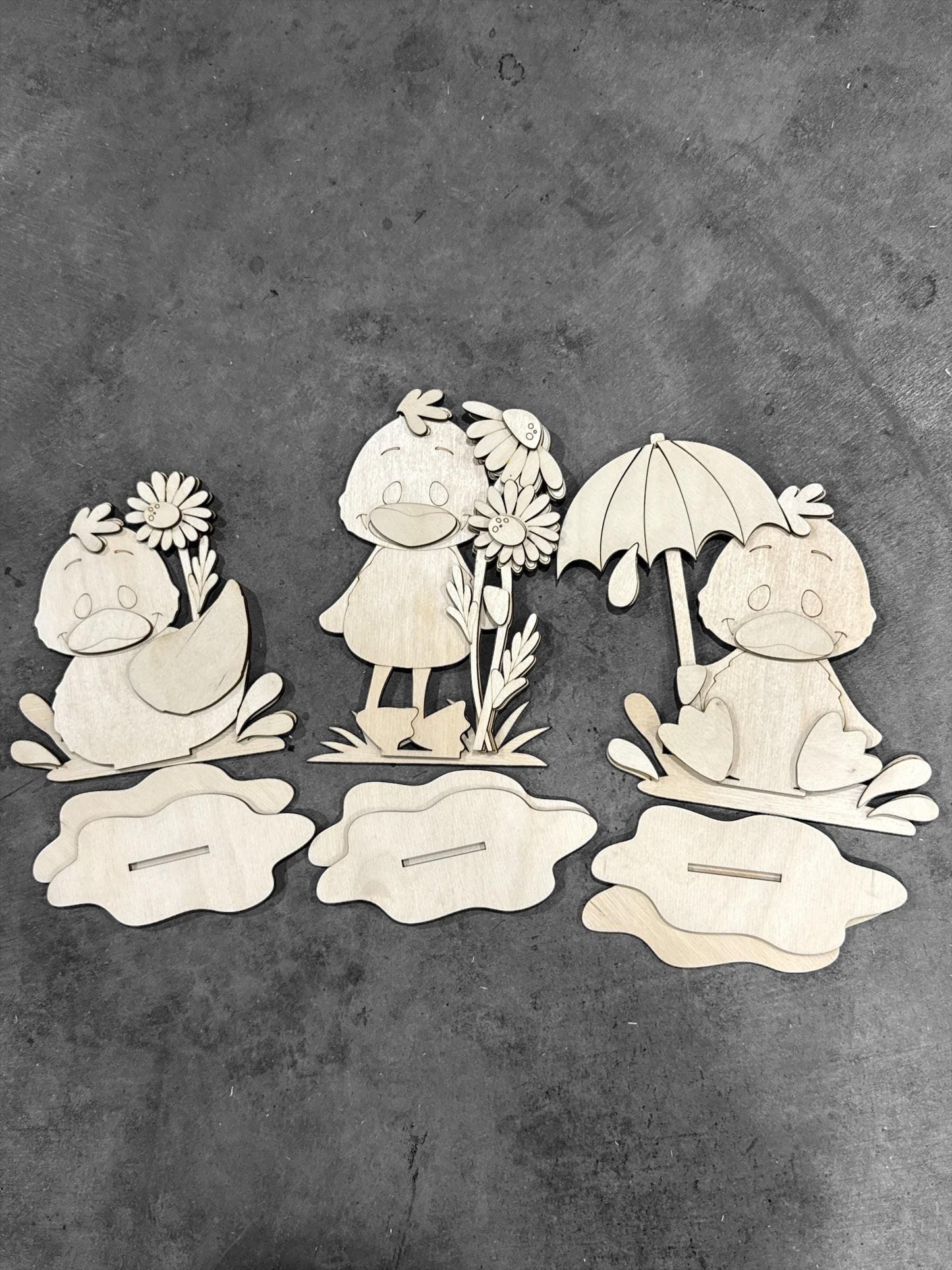 DIY Spring Daisy Duck Shelf Sitter, Kids, Shelf Sitters, Duck Spring, Crafting, Unfinished Wood, Umbrella, Spring Duck, Flower, Cute Duck