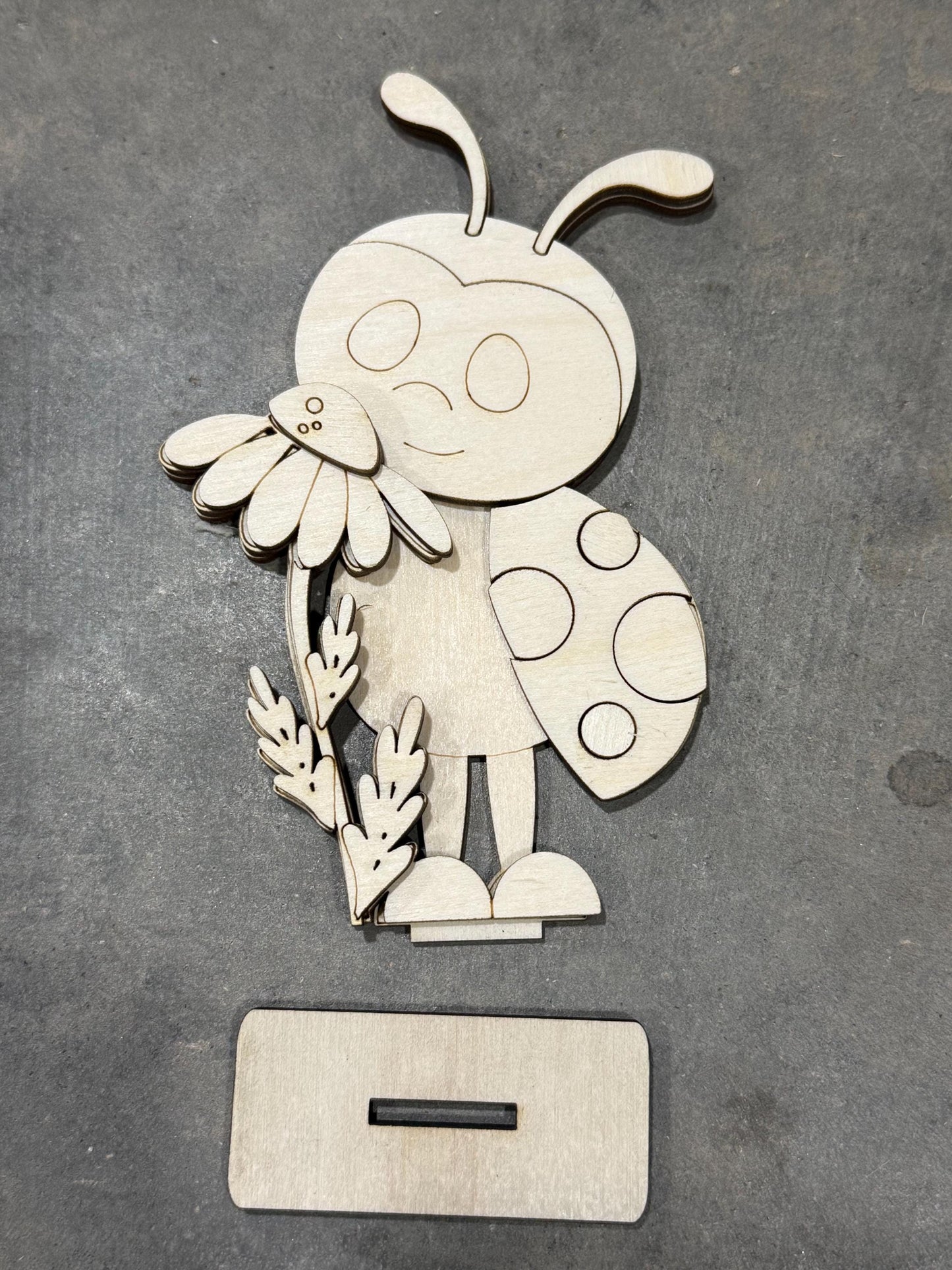 DIY Lady Bugs Shelf Sitter, Kids, Shelf Sitters, Summer, Crafting, Unfinished Wood, Lady Bug with Flowers, Flower, Cute