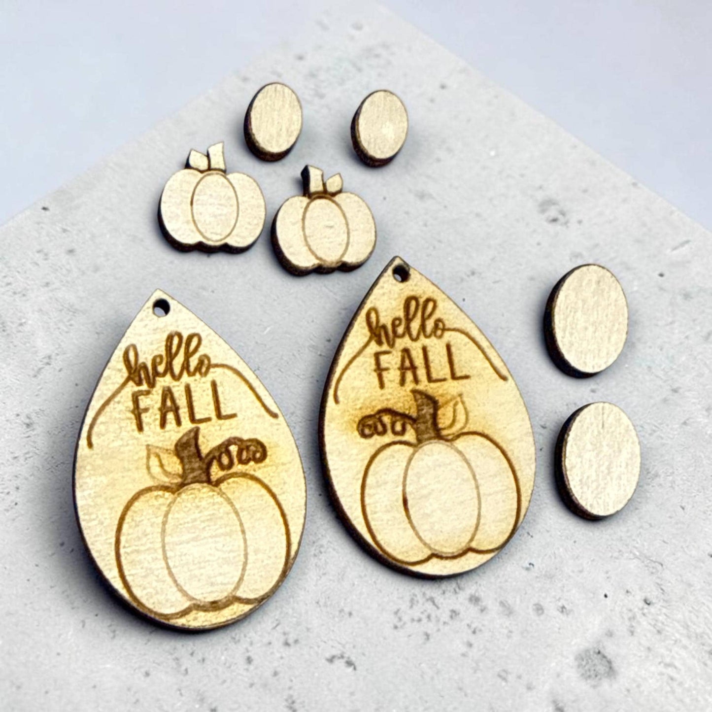 DIY Hello Fall pumpkins Earrings: Unfinished Birch Blanks, stud