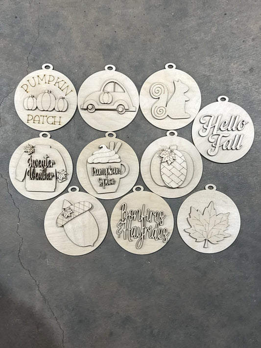 DIY Fall Season Ornament: DIY Pumpkin Spice Hello Fall