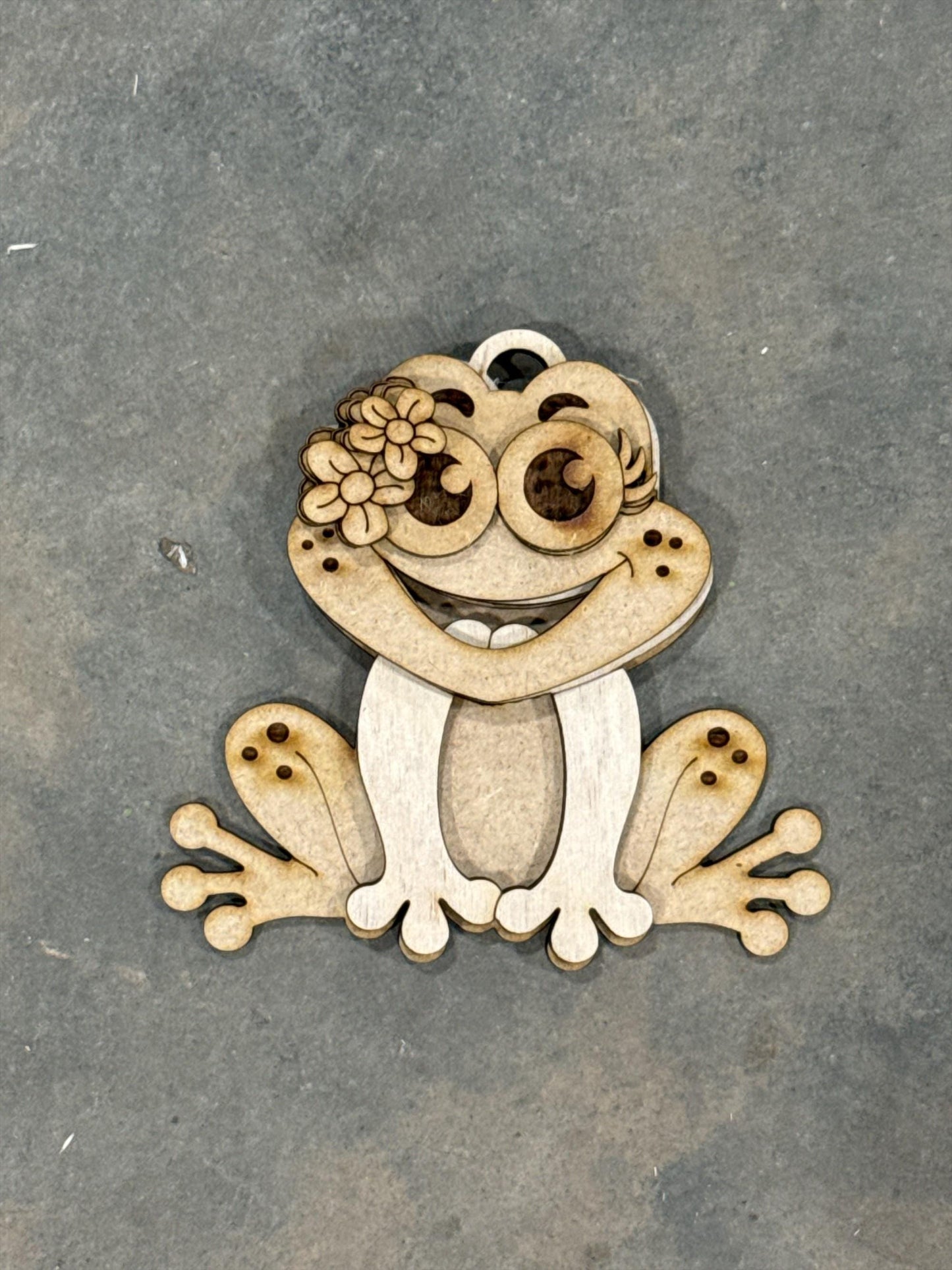 DIY Funny Frogs Woodland Ornaments: Unfinished Wood Christmas Craft