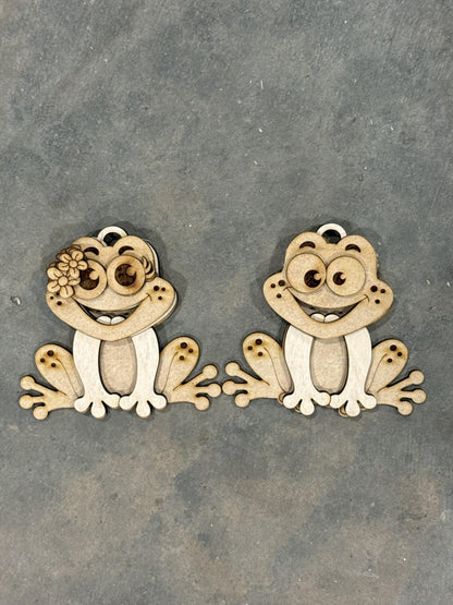 DIY Funny Frogs Woodland Ornaments: Unfinished Wood Christmas Craft