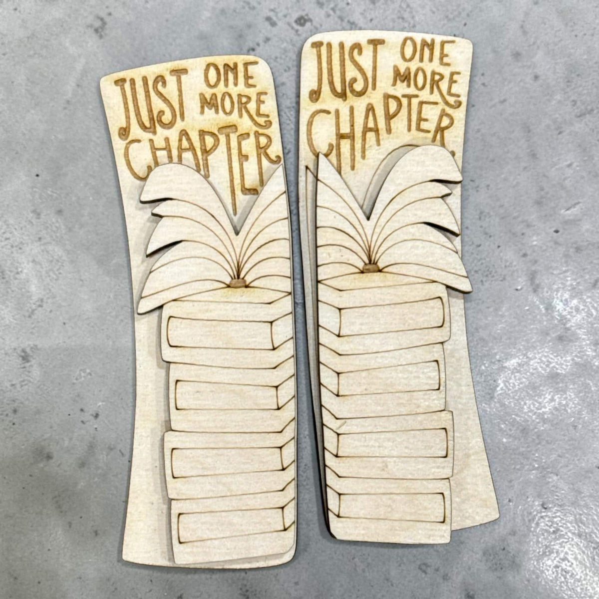 DIY Just One More Chapter Claw Clip 4" Unfinished