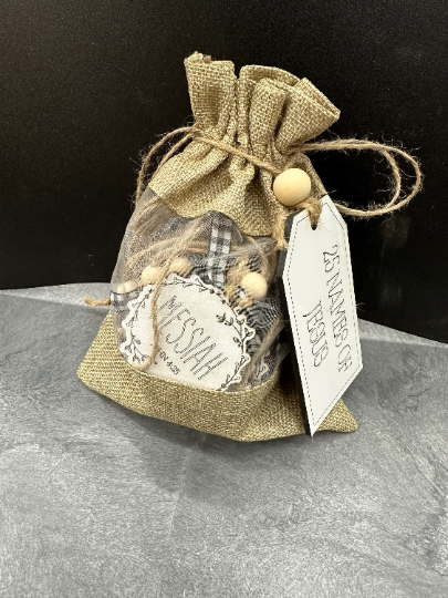 25 Names of Jesus / Ornaments / Finished Ornaments / Jesus / Spiritual Ornaments / King of Kings, Christmas Ornament Set