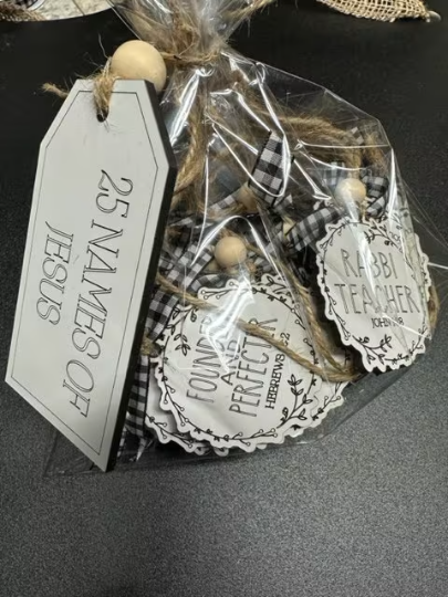 25 Names of Jesus / Ornaments / Finished Ornaments / Jesus / Spiritual Ornaments / King of Kings, Christmas Ornament Set